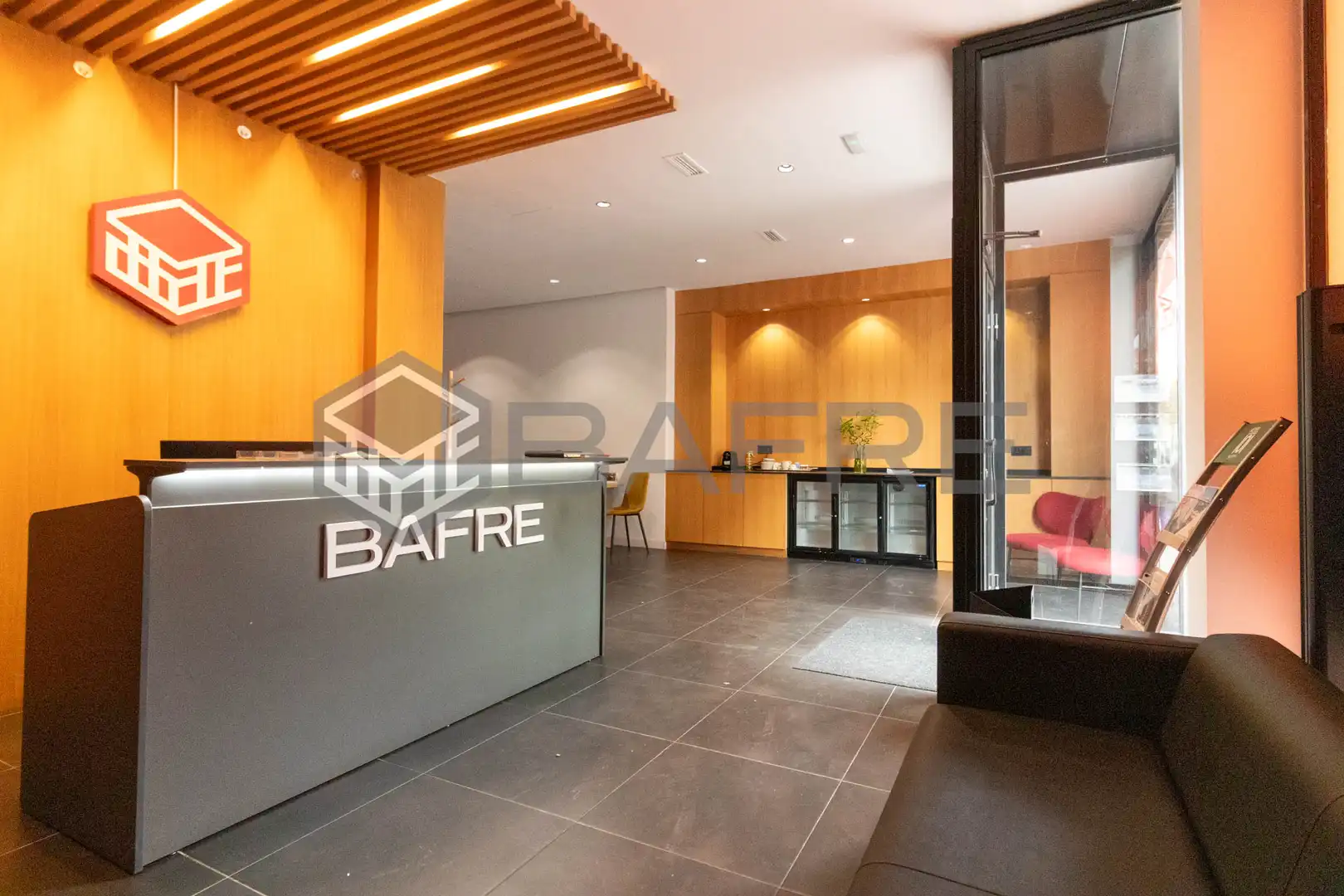 Commercial properties for rent in Calle de la Oca, Vista Alegre, Carabanchel