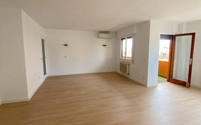 Living room of Flat to rent in  Palma de Mallorca  with Air Conditioner, Heating and Parquet flooring