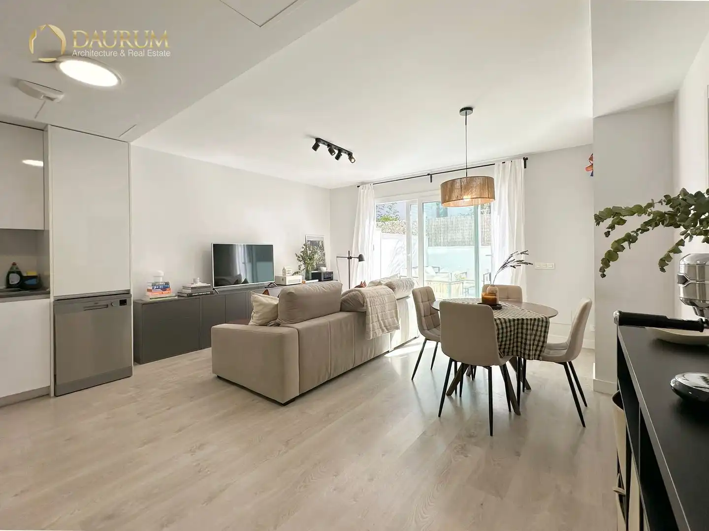 Living room of Flat for sale in Mijas  with Air Conditioner, Heating and Private garden