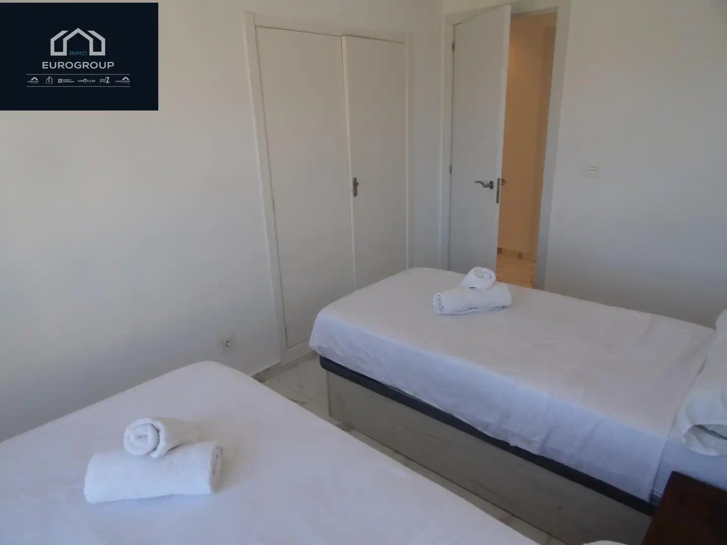 Habitación de Apartamento de alquiler en Benidorm con Aire acondicionado, Calefacción y Amueblado