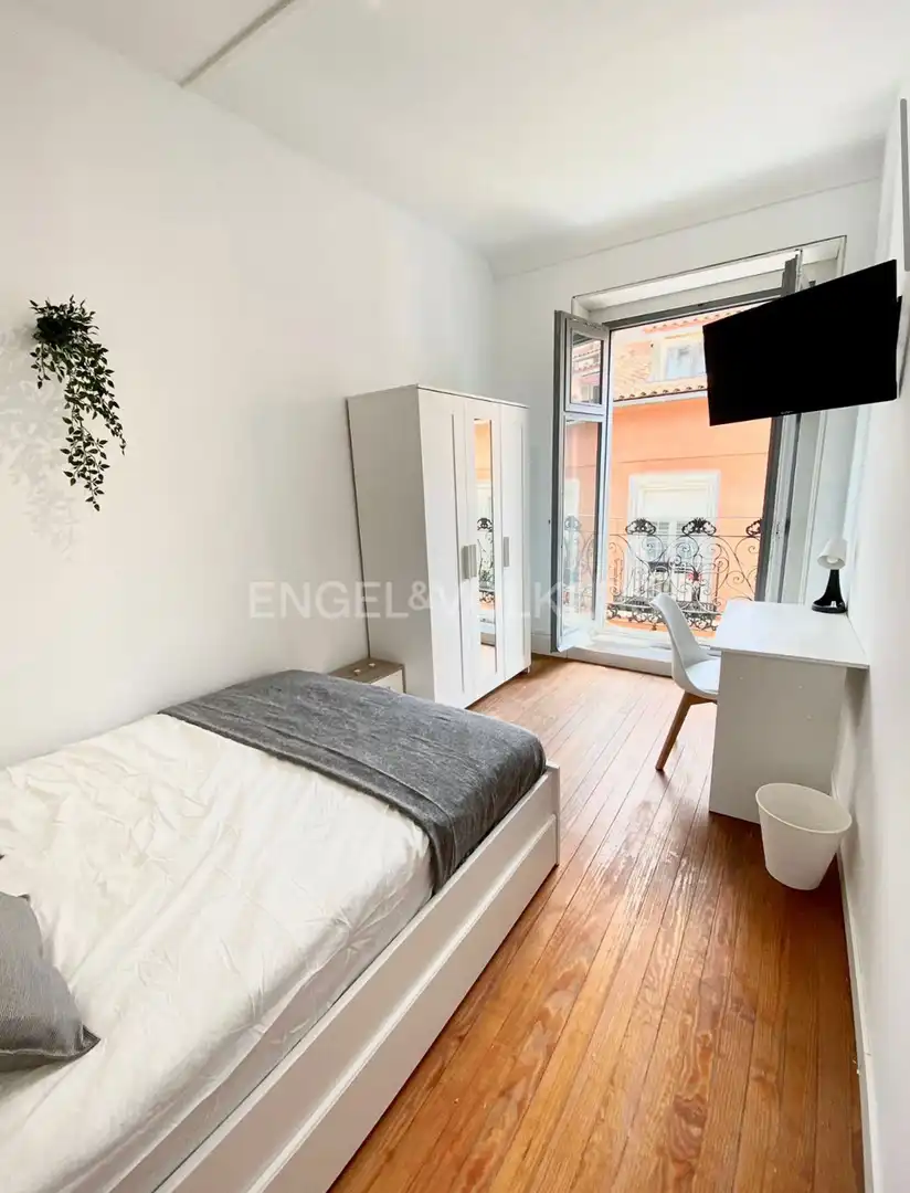 Dormitori de Apartament en venda en Madrid amb Aire condicionat, Calefacció i Balcó