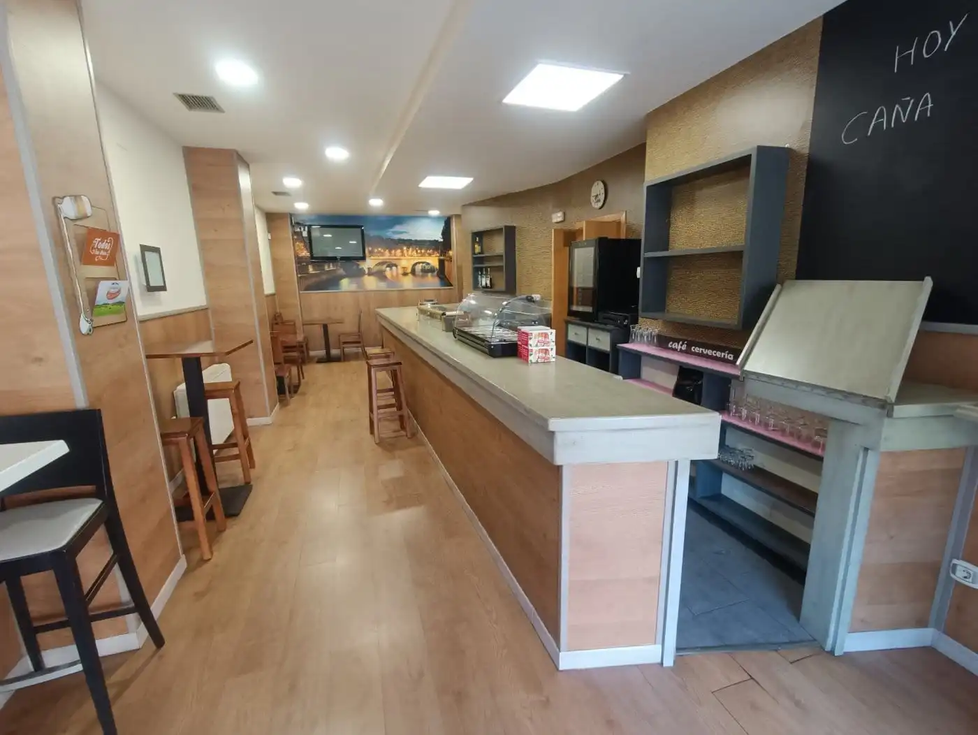 Local comercial en venda a Trobajo del Camino