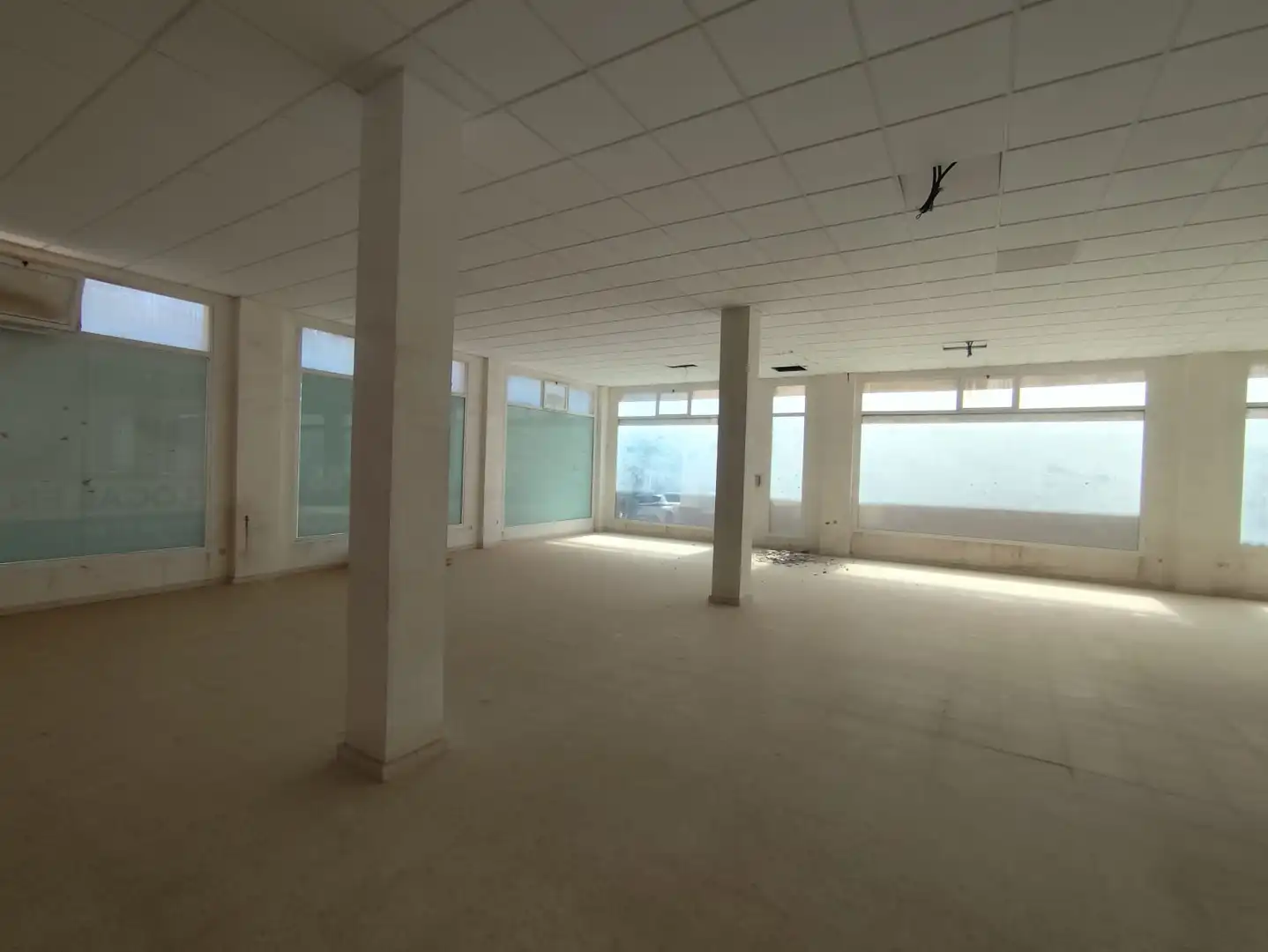 Business premises for sale in Avenida de la Paz, imagen 4