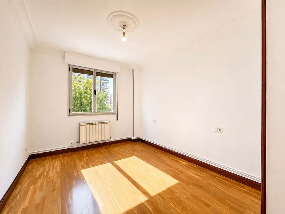 Habitación de Piso en venta en Vitoria - Gasteiz con Calefacción, Parquet y Terraza