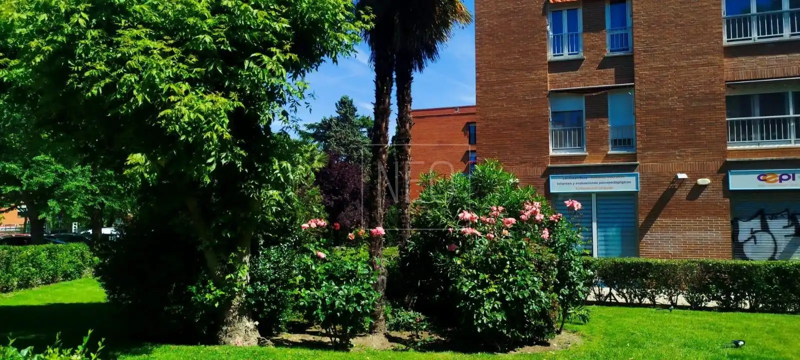 Jardí de Planta baixa en venda en San Sebastián de los Reyes amb Calefacció, Parquet i Terrassa