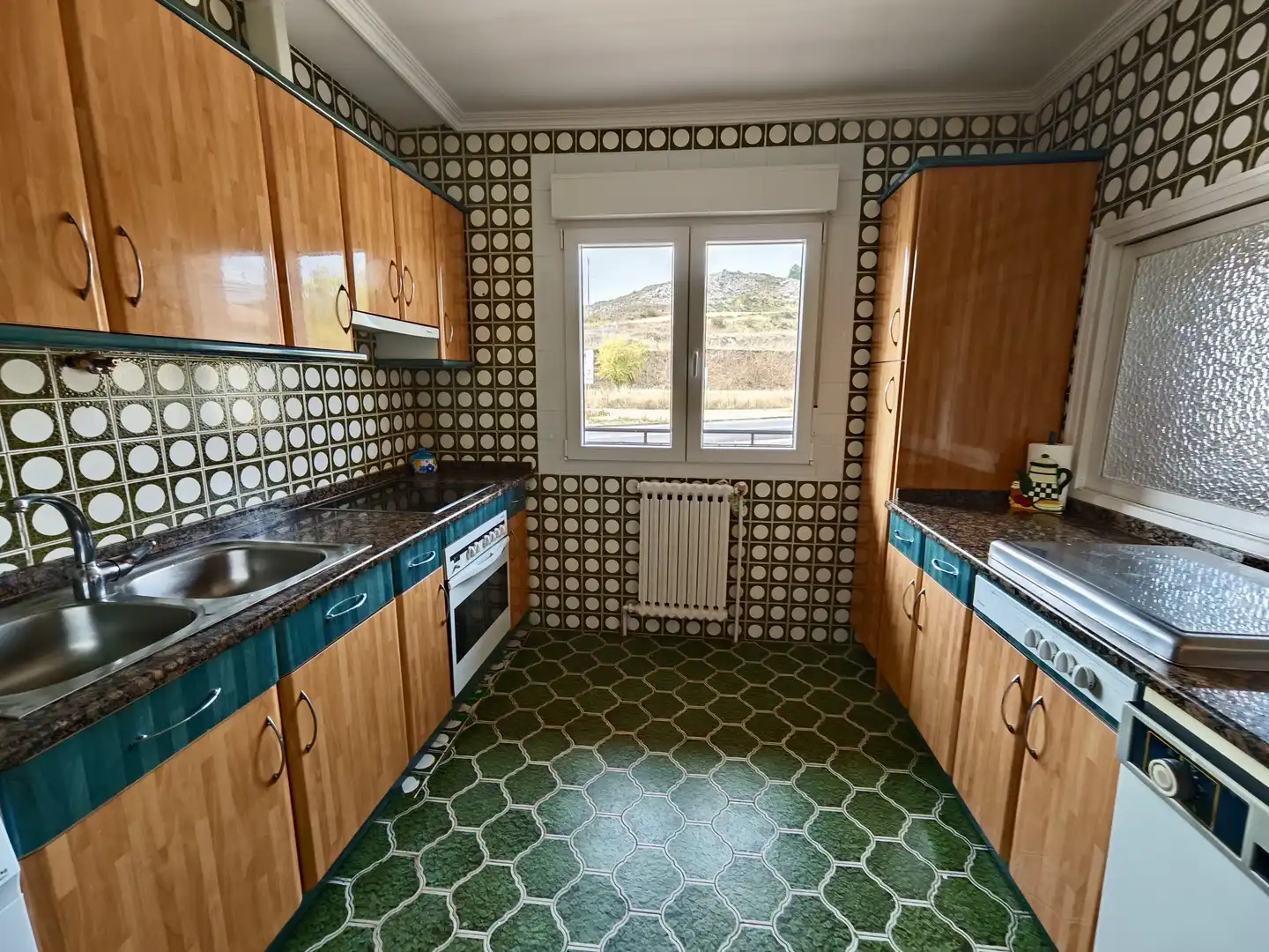 Kitchen of Houses for sale in Alar del Rey  with Heating, Terrace and Storage room