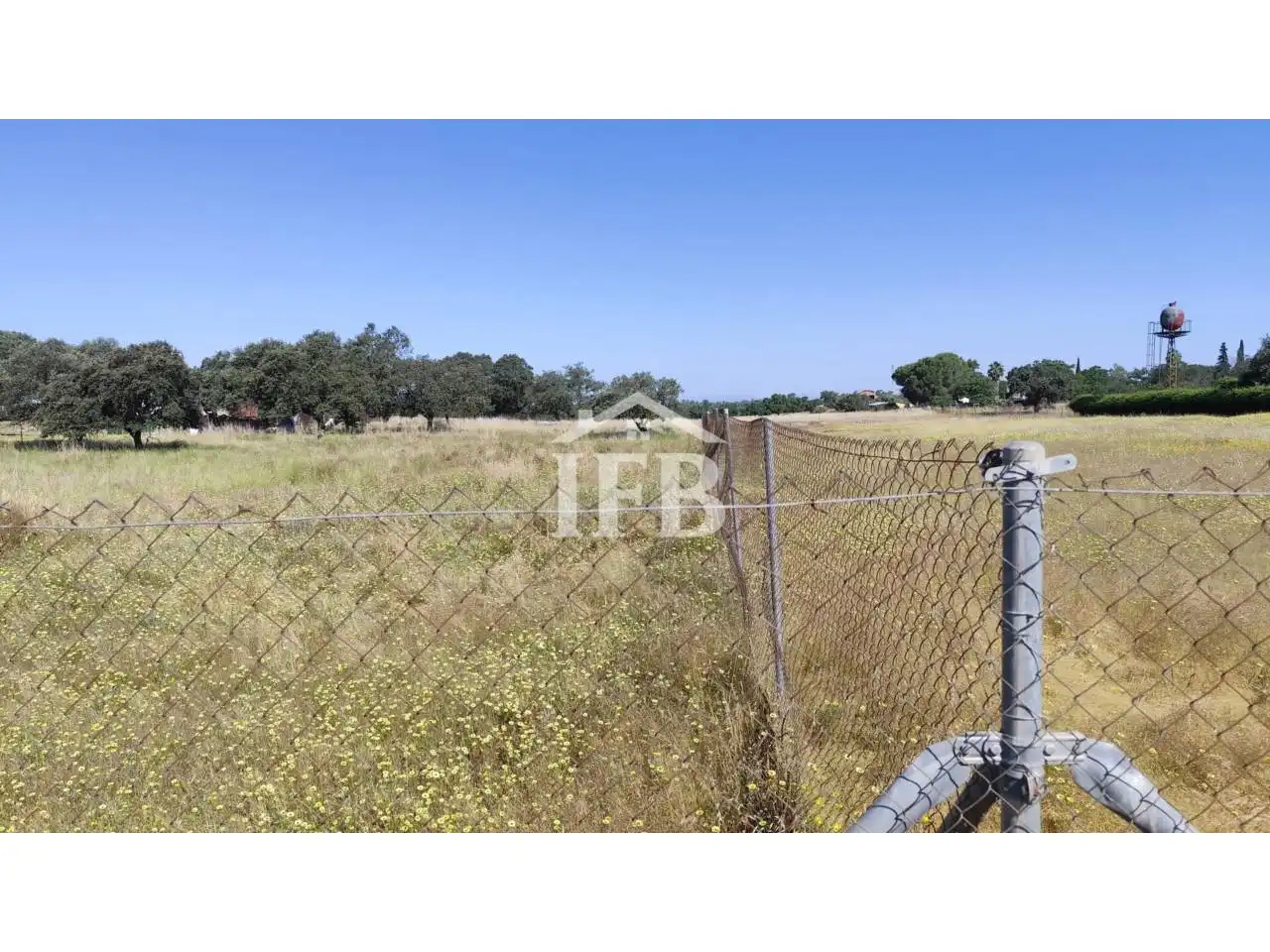 Land for sale in Badajoz