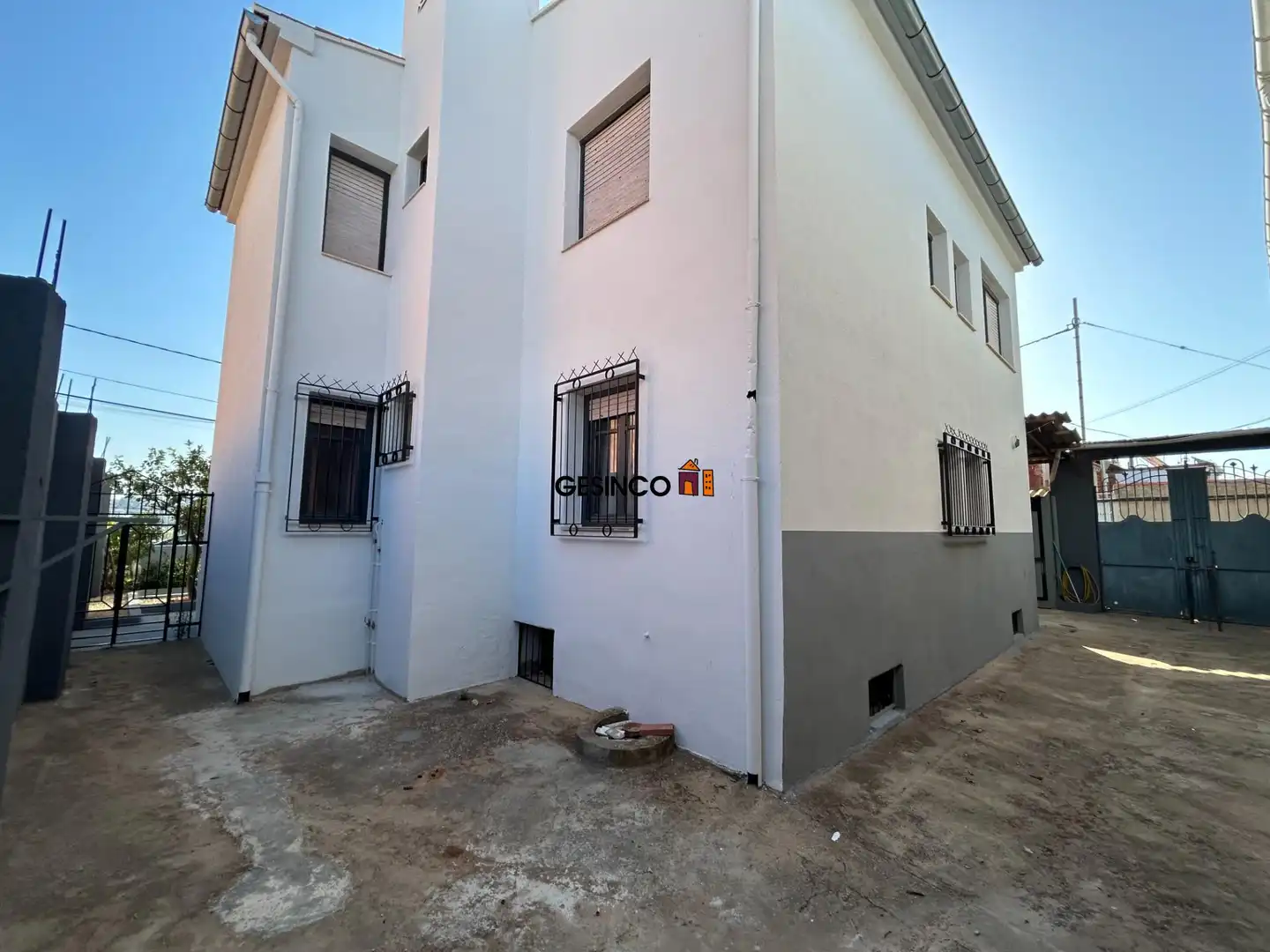 Vista exterior de Casa o xalet en venda en Rotglà i Corbera amb Jardí privat, Terrassa i Traster