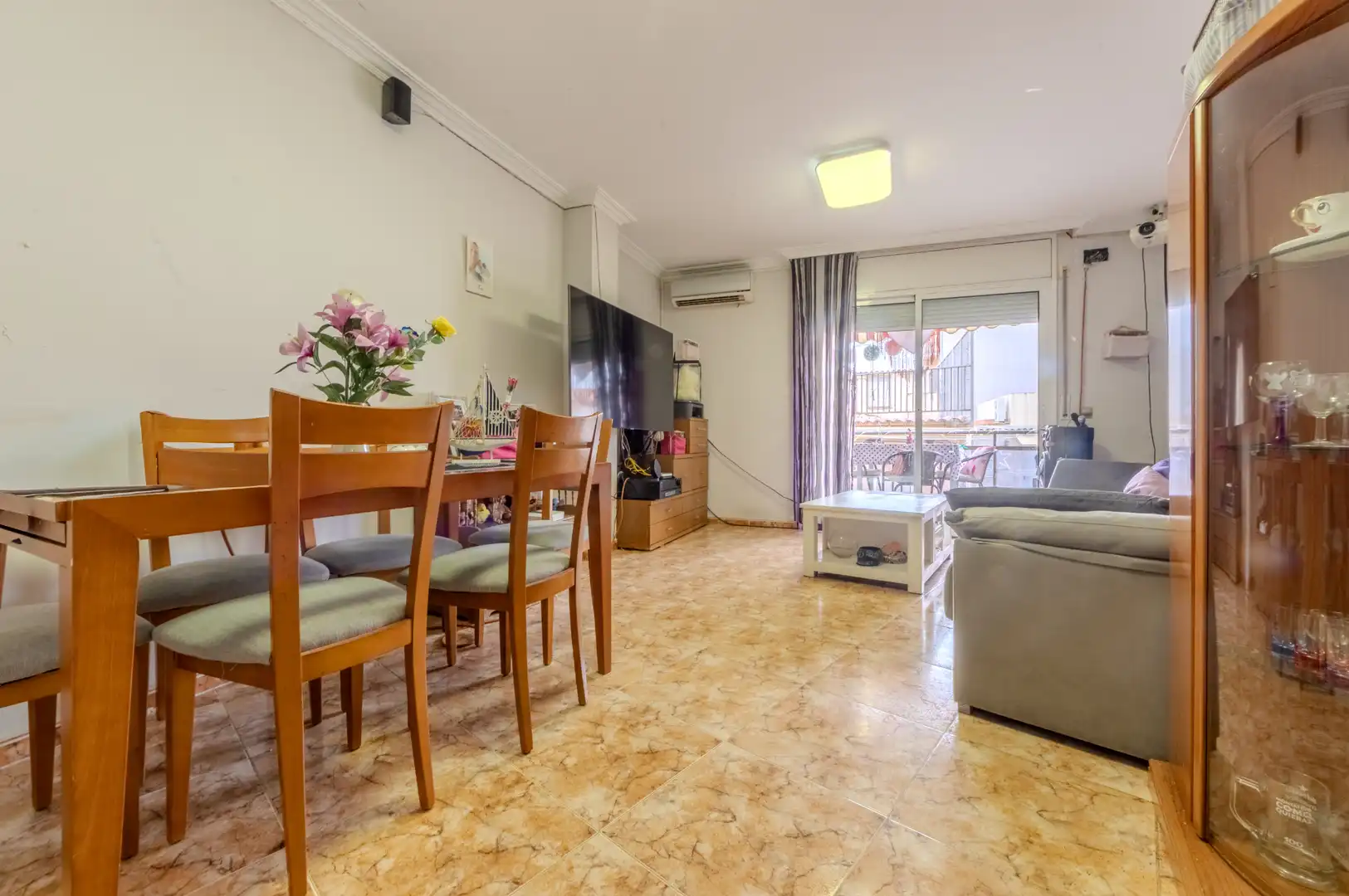 Wohnzimmer von Wohnung zum Verkauf in Tarragona mit Klimaanlage, Heizung und Abstellraum