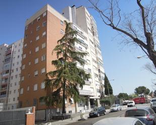 Exterior view of Flat for sale in  Madrid Capital  with Air Conditioner, Heating and Storage room