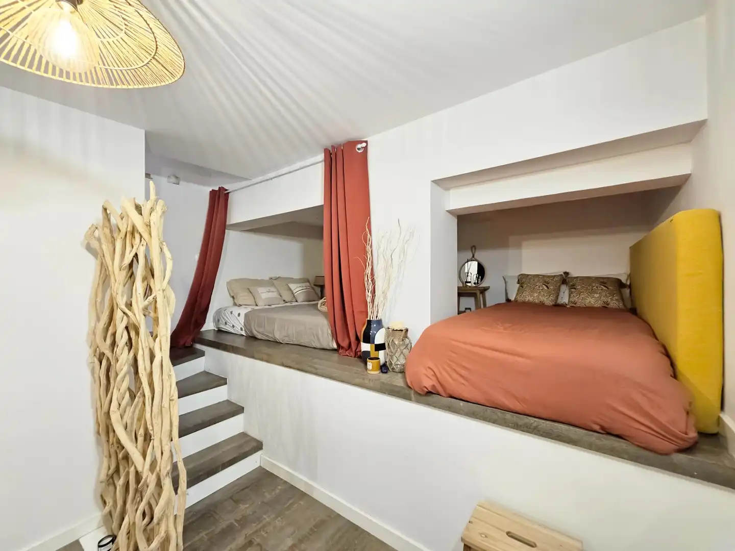 Dormitori de Casa o xalet en venda en Santa Pola amb Aire condicionat, Jardí privat i Moblat