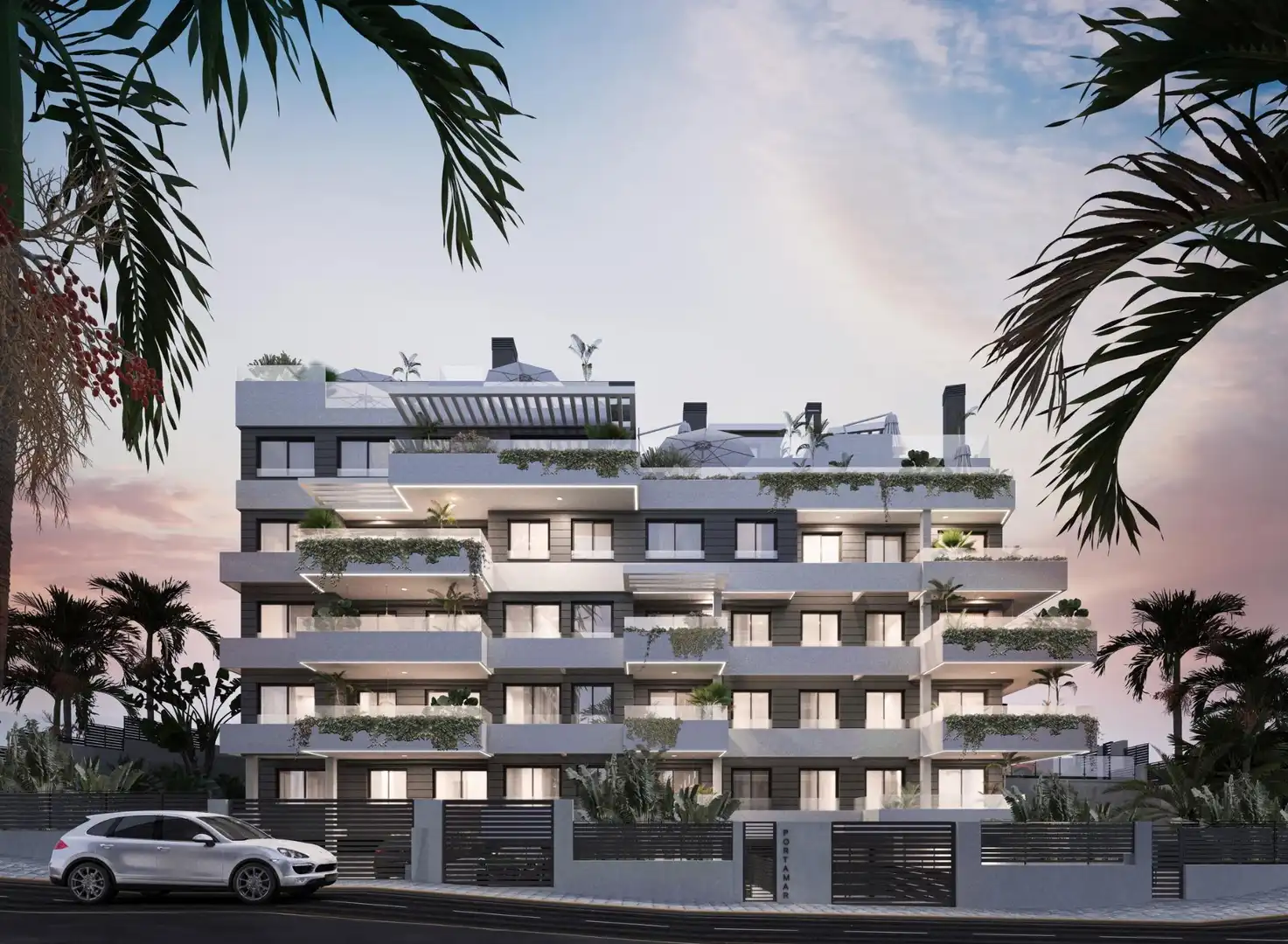 Ático con piscina en venta en Estepona Pueblo