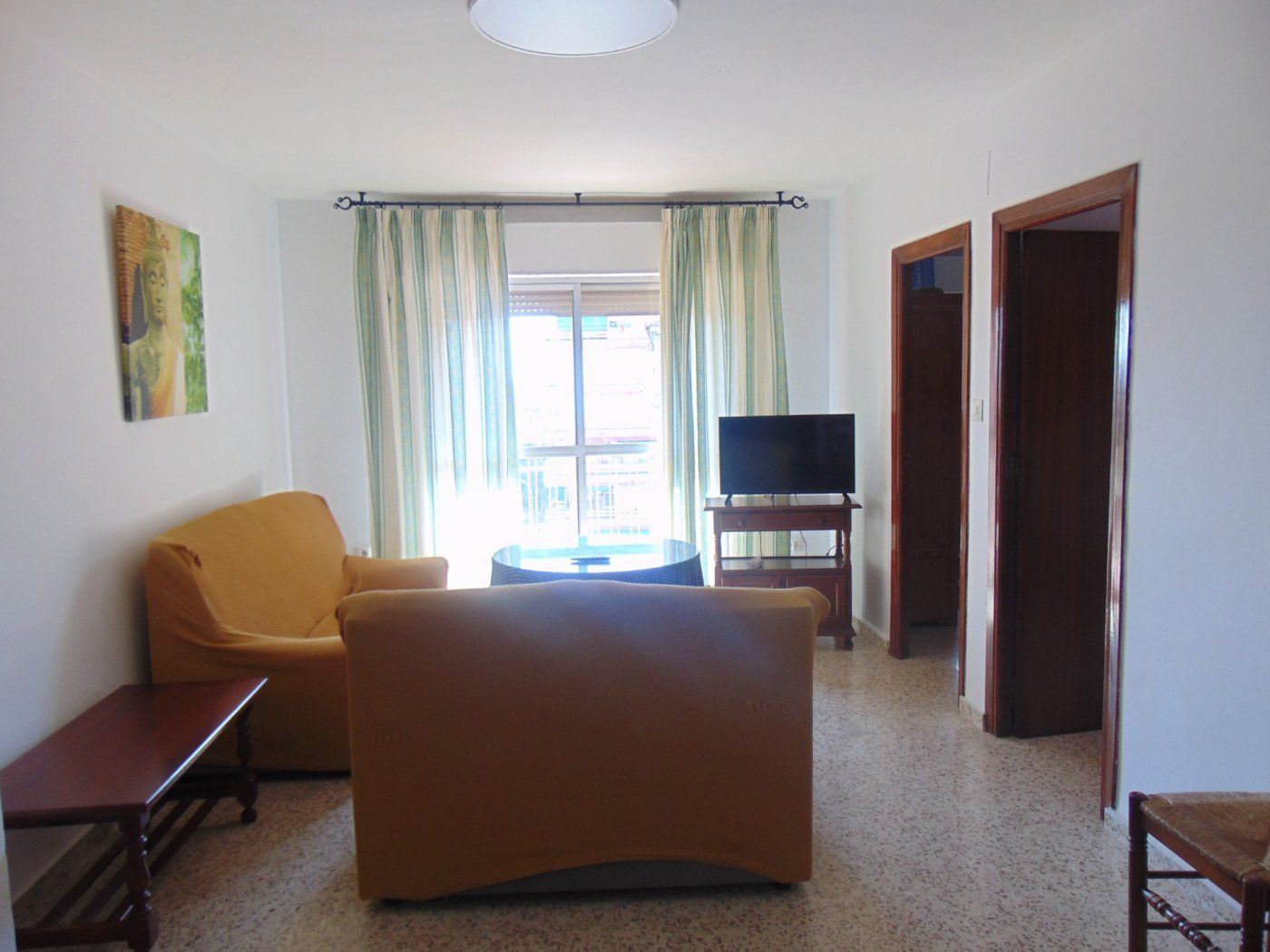Living room of Flat to rent in  Granada Capital  with Balcony