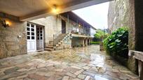 Vista exterior de Casa o xalet en venda en Vilamarín amb Terrassa, Piscina i Balcó