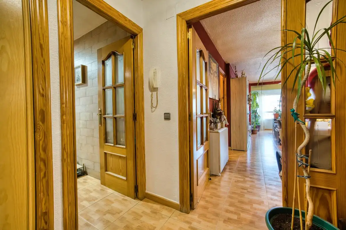 Piso con piscina en venta en C. Pintor Pedro Camacho, imagen 10