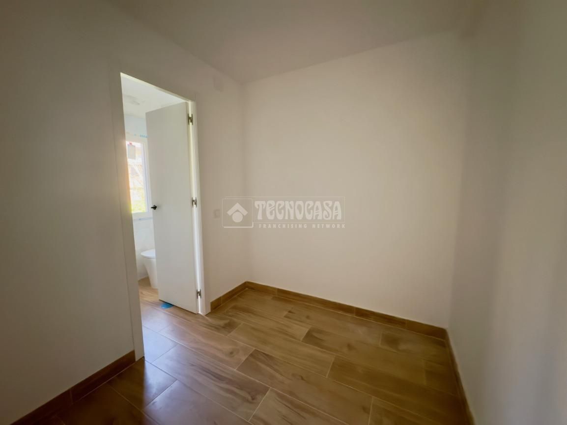 Bedroom of Single-family semi-detached for sale in Las Rozas de Madrid  with Private garden