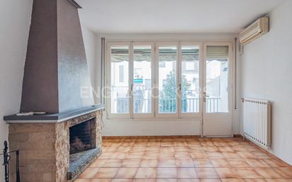 Living room of House or chalet for sale in Sabadell  with Terrace and Balcony