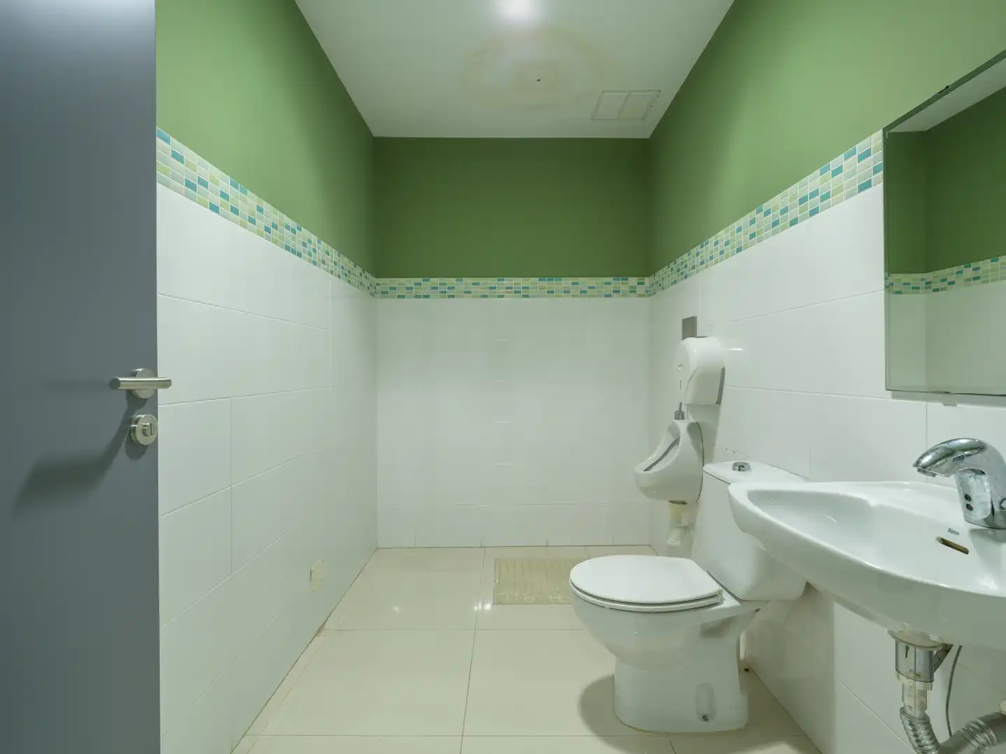 Badezimmer von Büro zum Verkauf in Gáldar