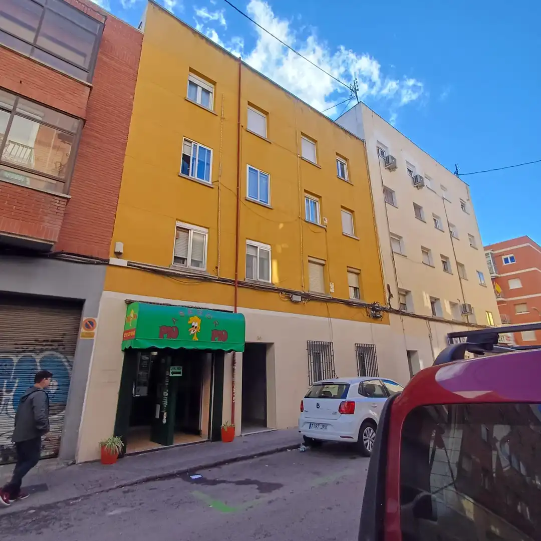 Vista exterior de Pis en venda en Madrid