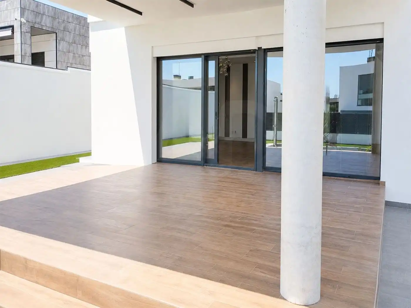 Casa con piscina en venta en Calle de Tallín 55, imagen 10