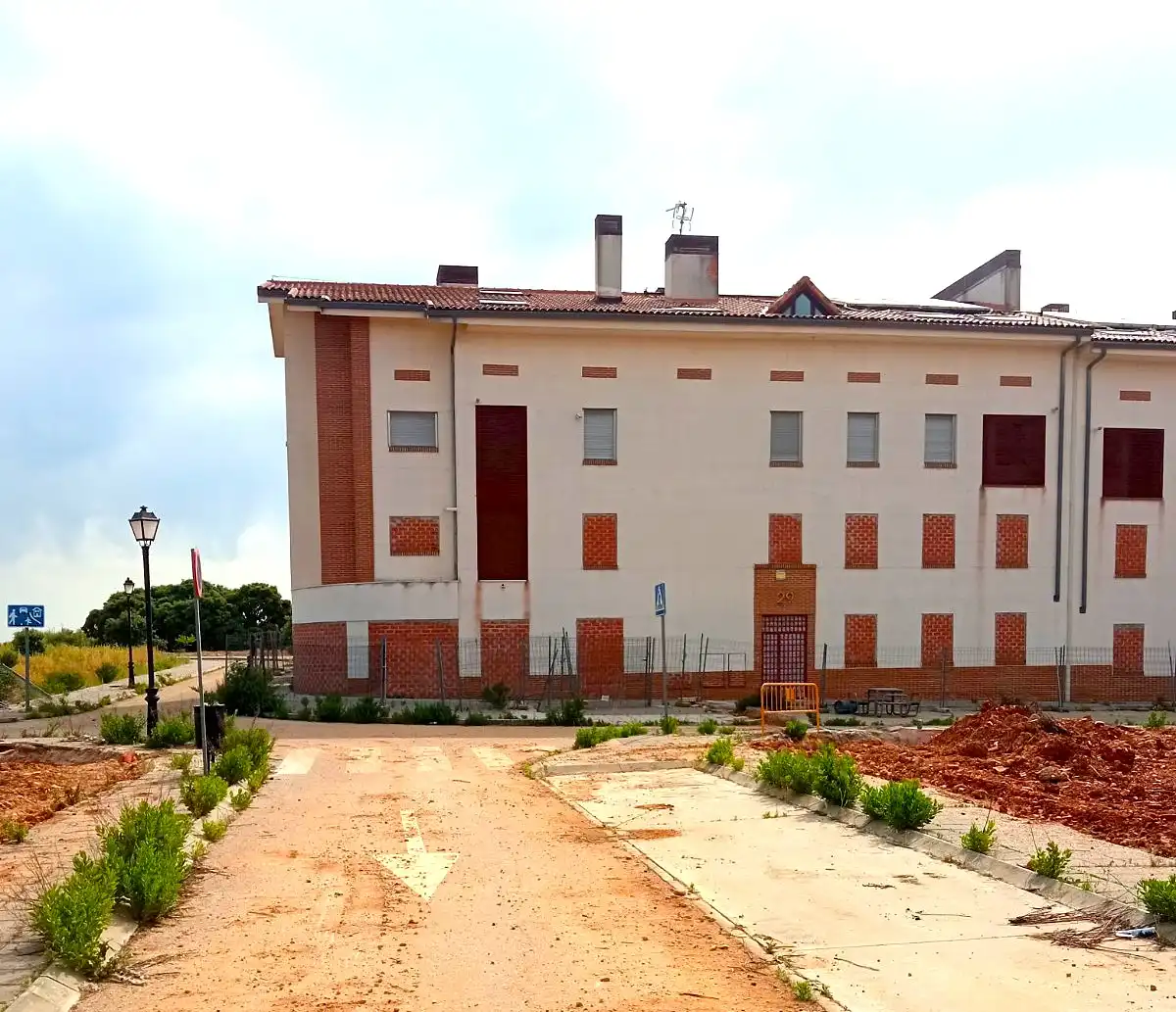 Vista exterior de Casa o chalet en venta en Valdeaveruelo