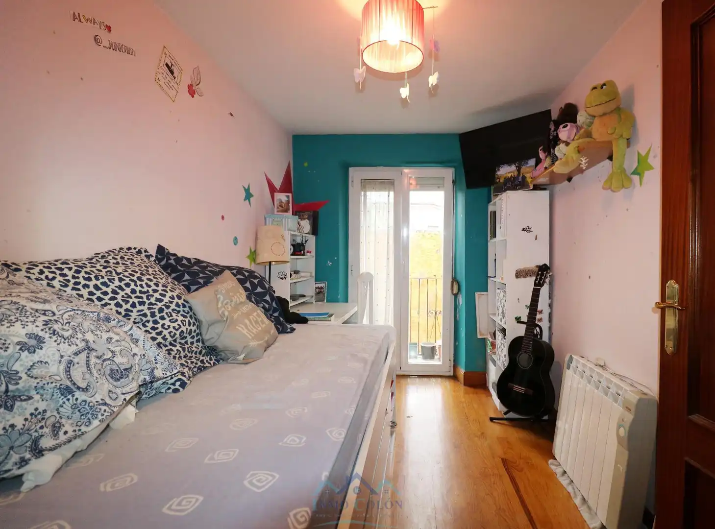 Bedroom of Flat for sale in Irun   with Heating, Parquet flooring and Balcony