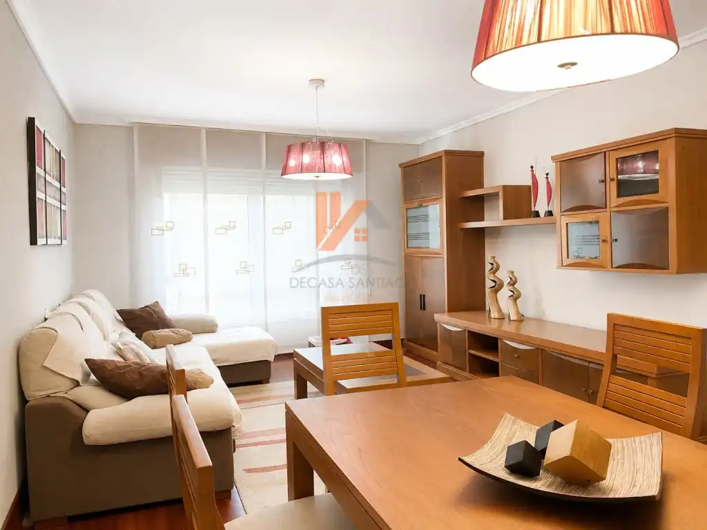 Flat with lift to rent in Rua Salgueiriños Arriba 50
