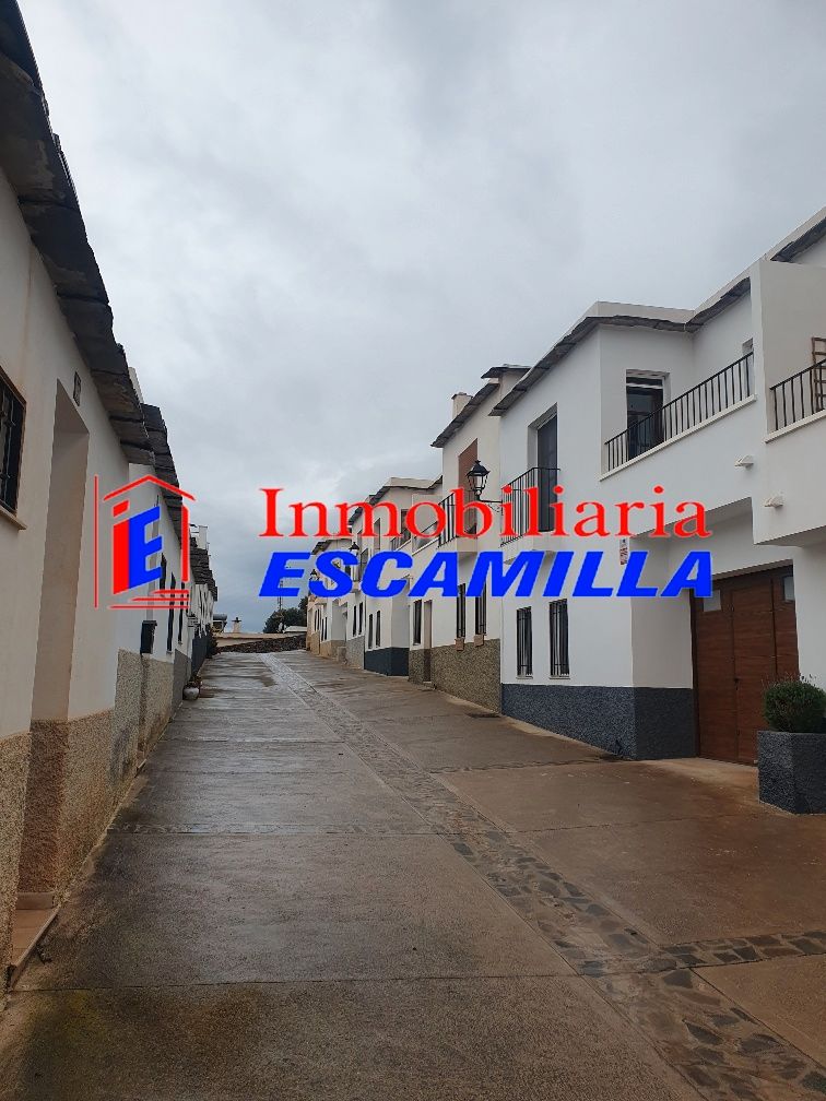 Casa adosada en venda a Calle Isabel la Católica