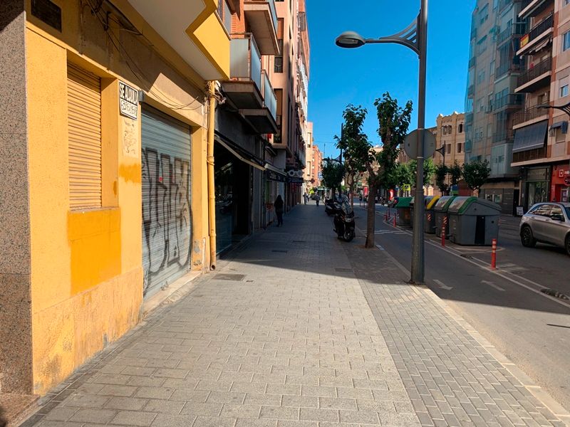 Local de lloguer a Ronda de Garay, 27, San Juan, Centro