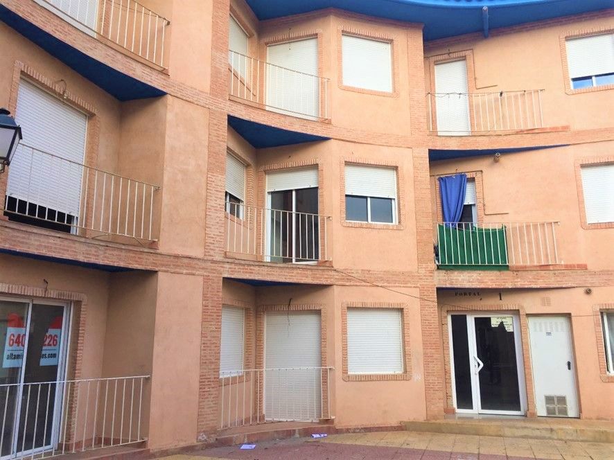 Box room for sale in C/ Joaquin costa, Ricla