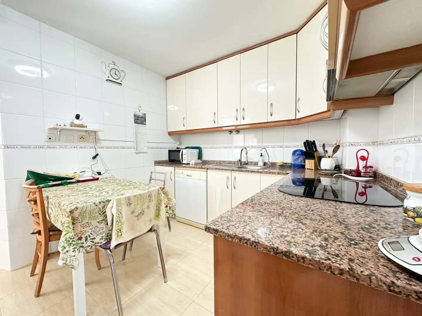 Cocina de Apartamento en venta en El Campello con Aire acondicionado, Calefacción y Terraza