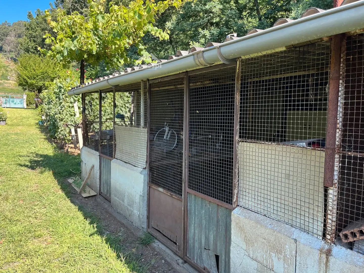 Vista exterior de Casa o chalet en venta en Beade  con Trastero, Piscina y Amueblado