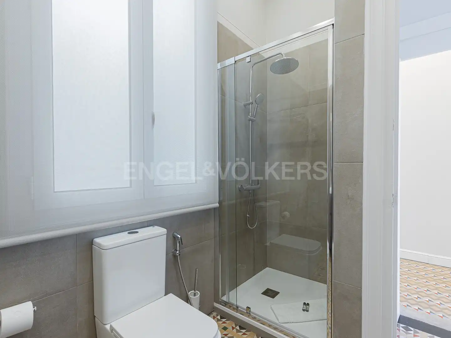 Piso con terraza en alquiler en Eixample, imagen 32
