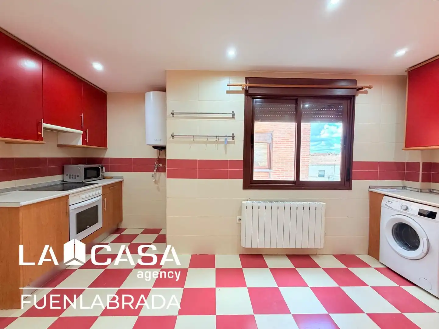 Kitchen of Duplexes for sale in El Viso de San Juan  with Heating, Swimming Pool and Balcony