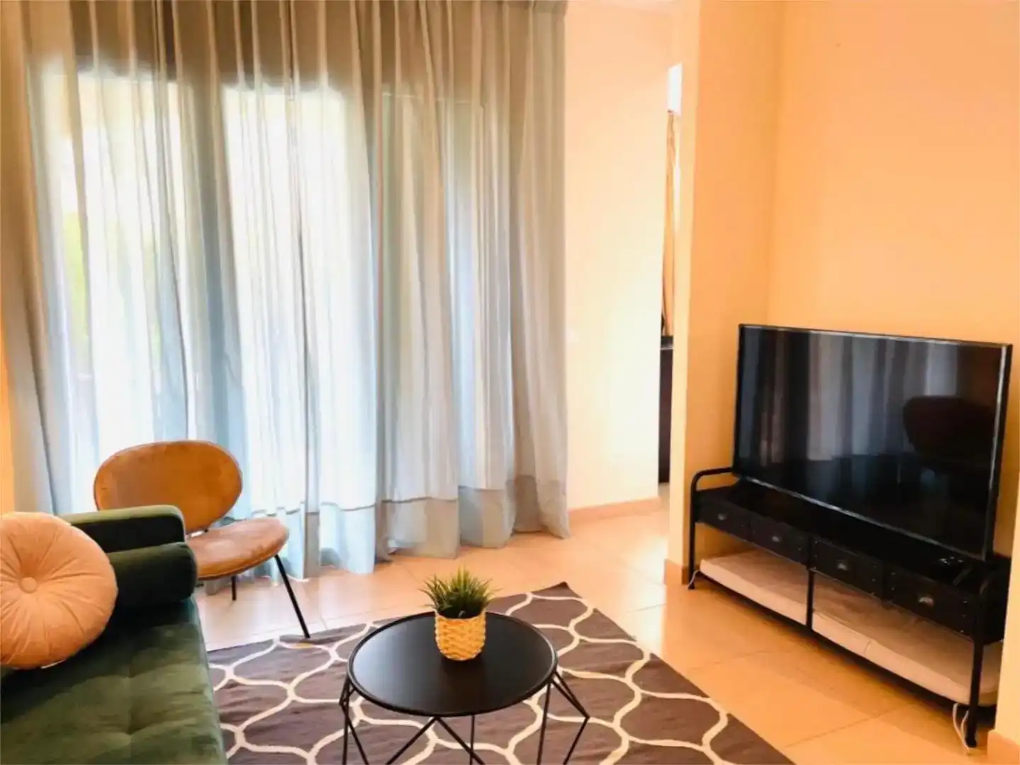 Living room of Flat for rent in  Palma de Mallorca  with Air Conditioner, Private garden and Swimming Pool