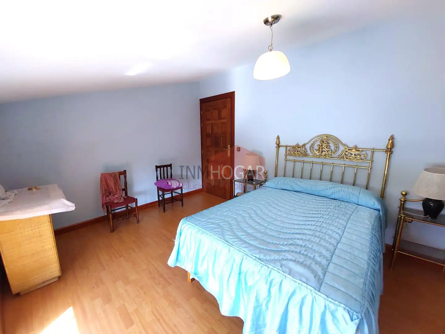 Bedroom of Houses for sale in Gutierre-Muñoz  with Heating, Private garden and Storage room