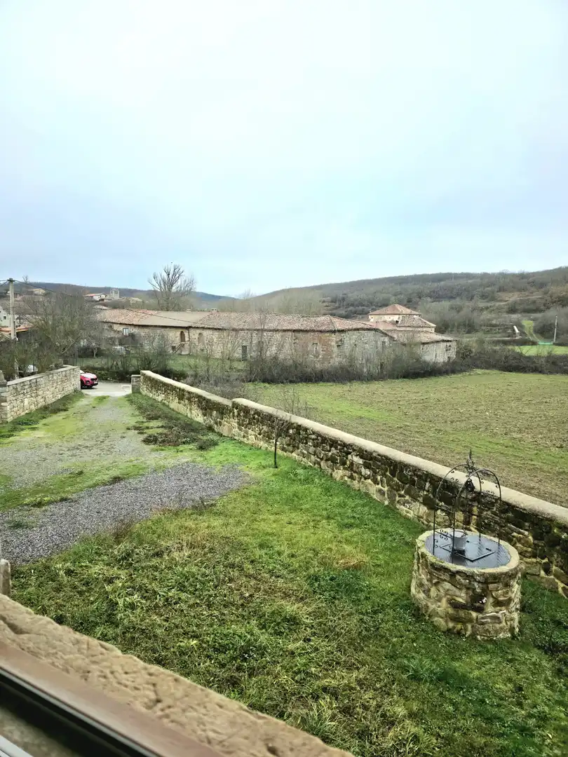 Casa o xalet en venda en Aguilar de Campoo amb Calefacció, Jardí privat i Moblat