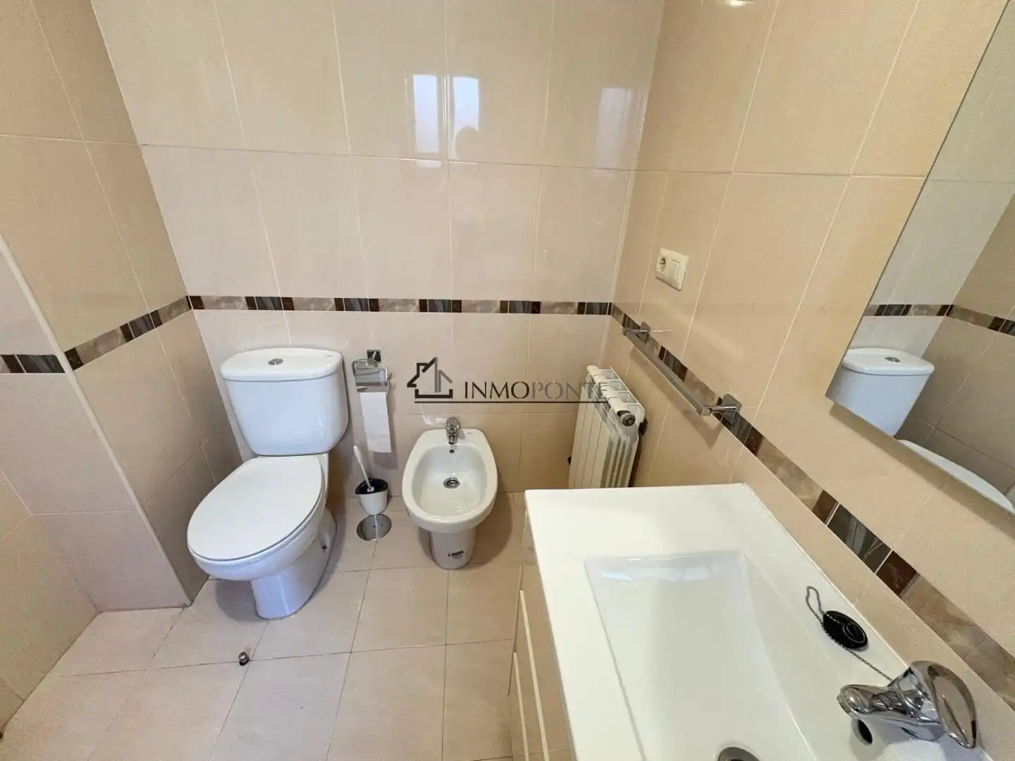 Badezimmer von Wohnungen zur Miete in O Burgo - Campus Universitario