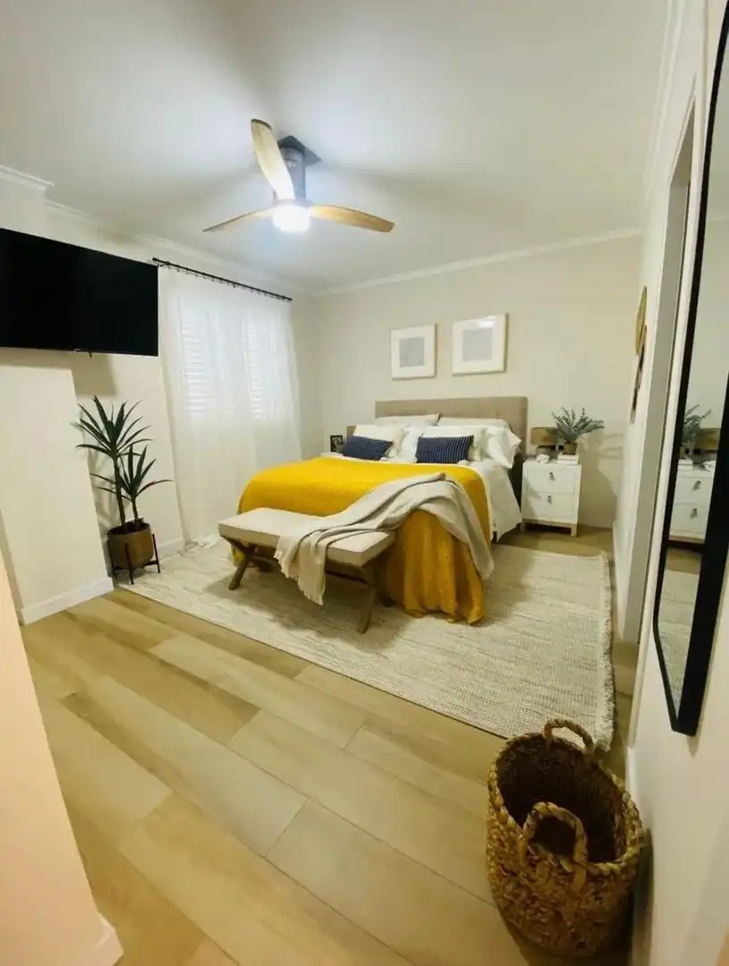 Schlafzimmer von Wohnung zum Verkauf in Chiva mit Klimaanlage, Terrasse und Balkon