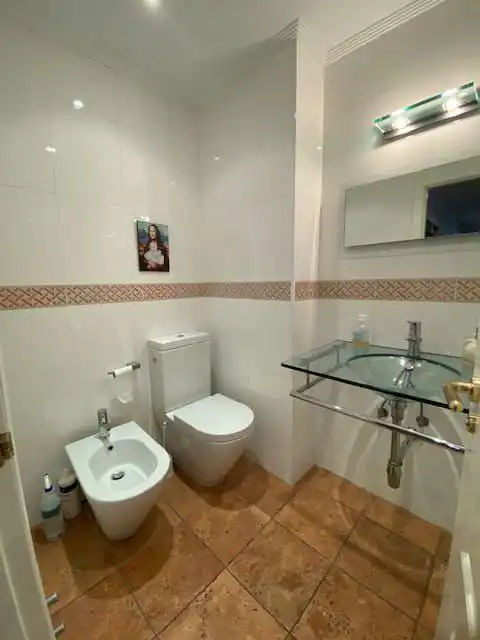 Bathroom of Houses for sale in Oviedo   with Heating and Private garden