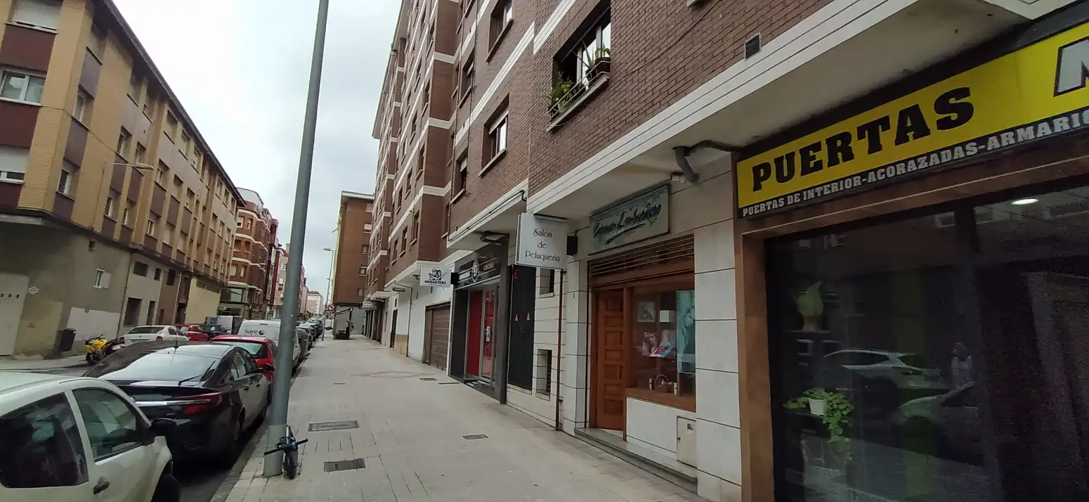 Local de alquiler en Gijón 