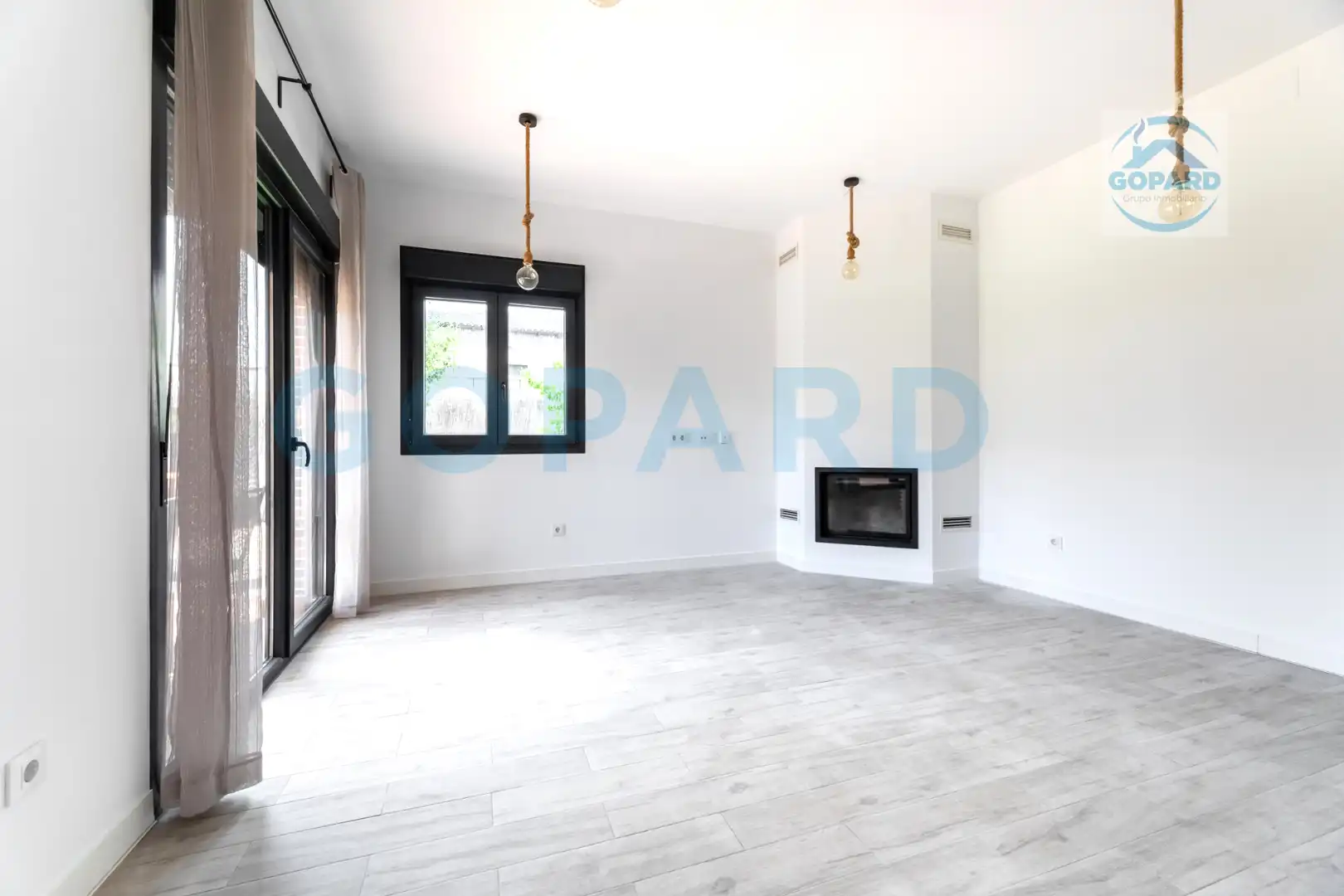 Casa o chalet de alquiler en Raya del Palancar - Guadamonte