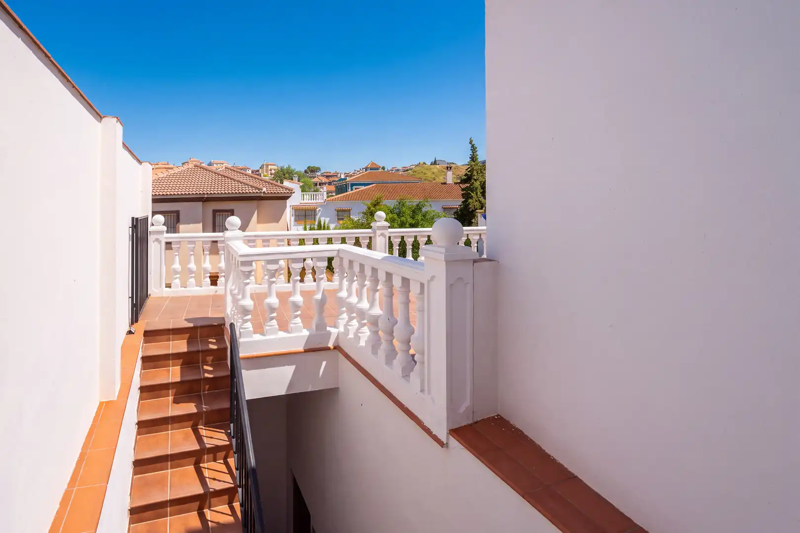 Detached house with pool for sale in Calle Lorenzo Valla, imagen 41