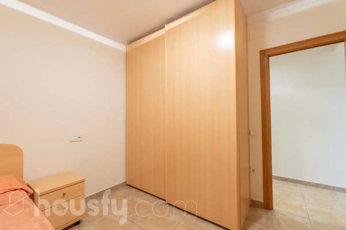 Habitación de Planta baja en venta en Vilanova i la Geltrú con Aire acondicionado, Calefacción y Terraza