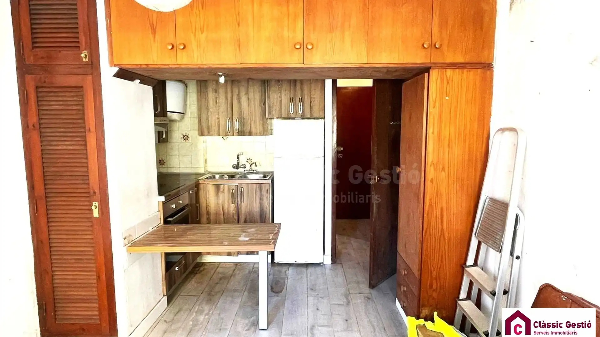 Kitchen of Lofts for sale in Casc Antic