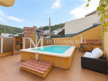 Casa con balcone in vendita a Horta - Guinardó