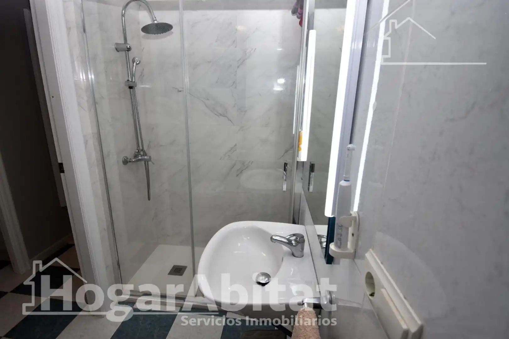 Baño de Apartamento en venta en Oropesa del Mar / Orpesa con Aire acondicionado, Calefacción y Jardín privado