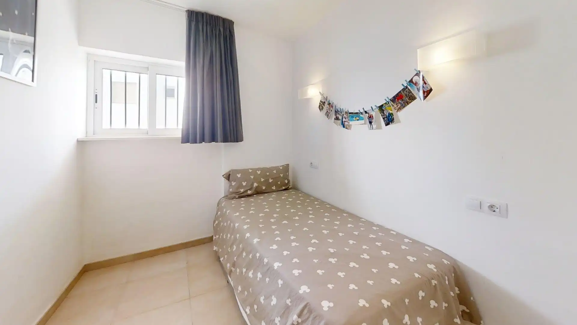Bedroom of Apartments for sale in Roses  with Air Conditioner, Heating and Private garden
