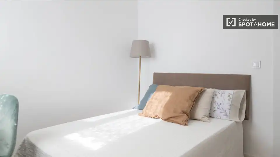 Habitación de Piso para compartir en Madrid con Aire acondicionado, Calefacción y Terraza