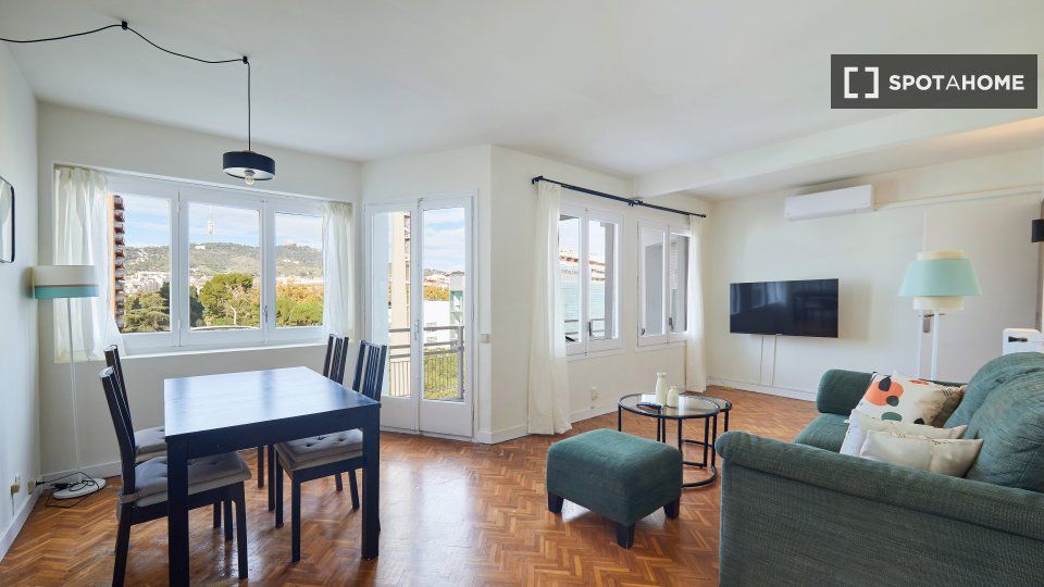 Sala d'estar de Pis de lloguer en  Barcelona Capital amb Aire condicionat, Calefacció i Moblat